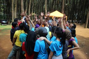 Paket Outbound Team Building Gunung Pancar Sentul bogor