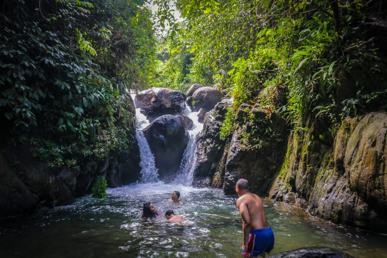 Trekking sentul leuwi hejo dan curug kencana