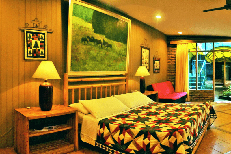 American suite pinewood lodge puncak The Carpenter Outdoor