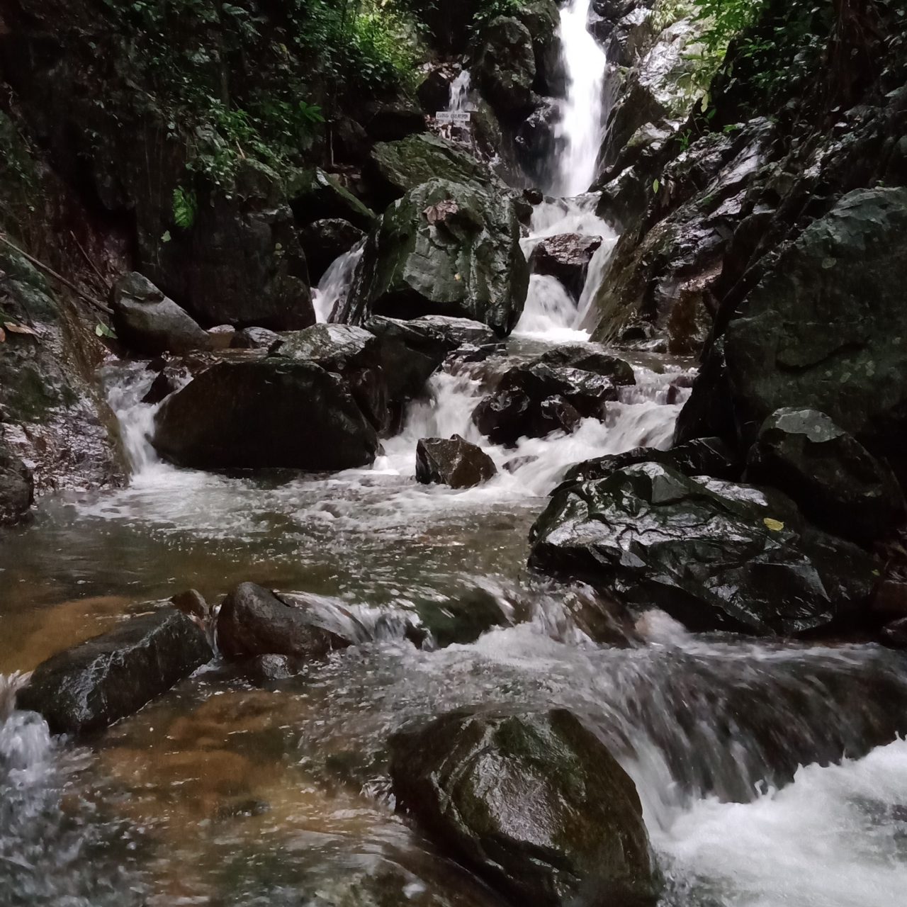Trekking Curug Ngumpet