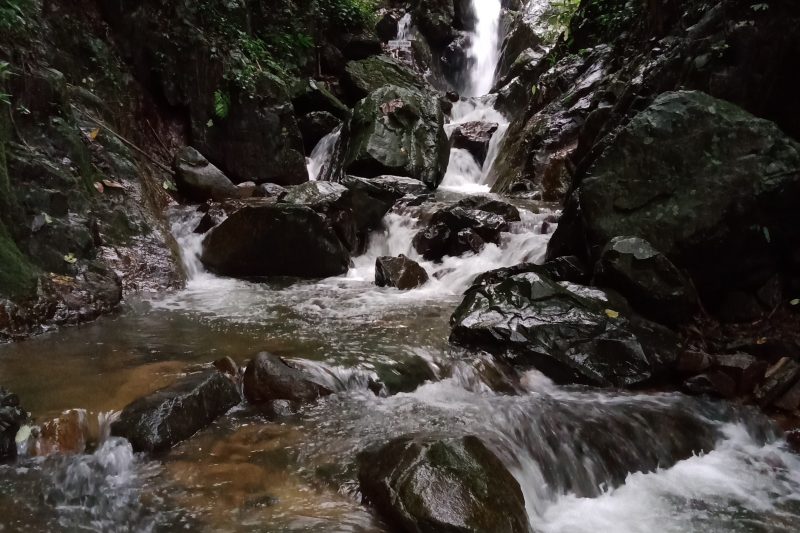 Trekking Curug Ngumpet
